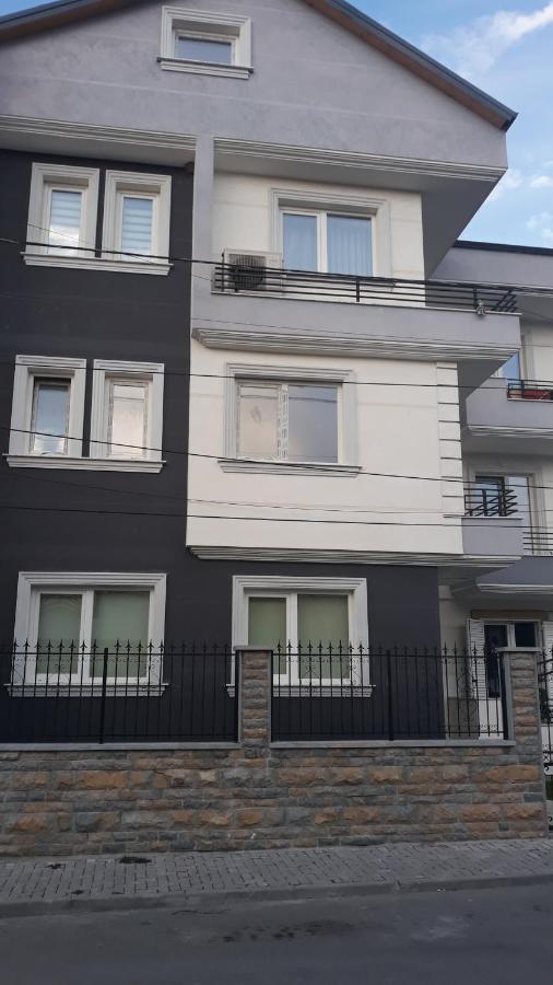 Odise's * Korce