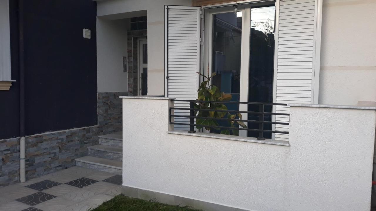 Odise's Casa de hóspedes Korce